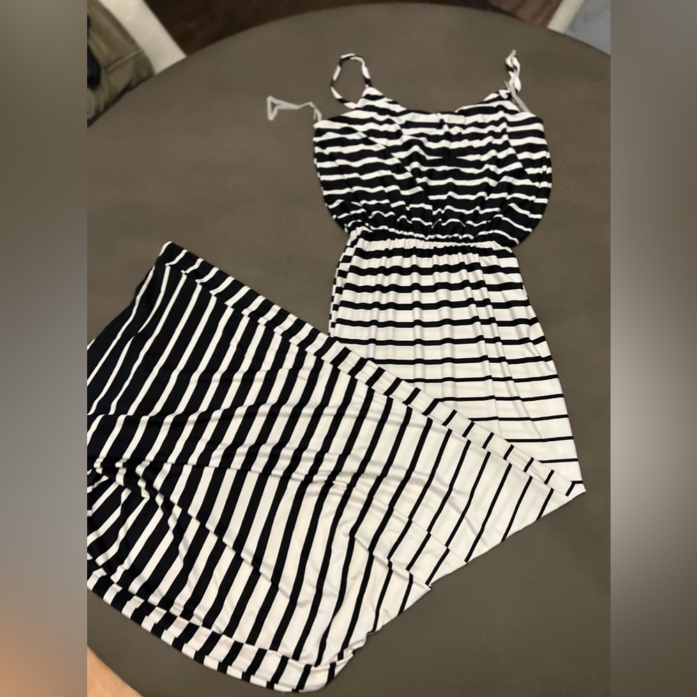 Auditions Women’s Sleeveless Maxi Dress, Black and White stripe, Size M